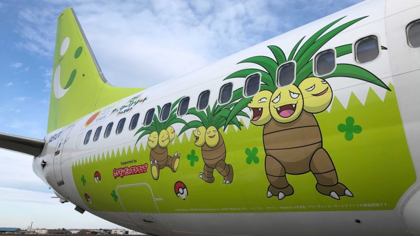 Pokémon-themed airplane