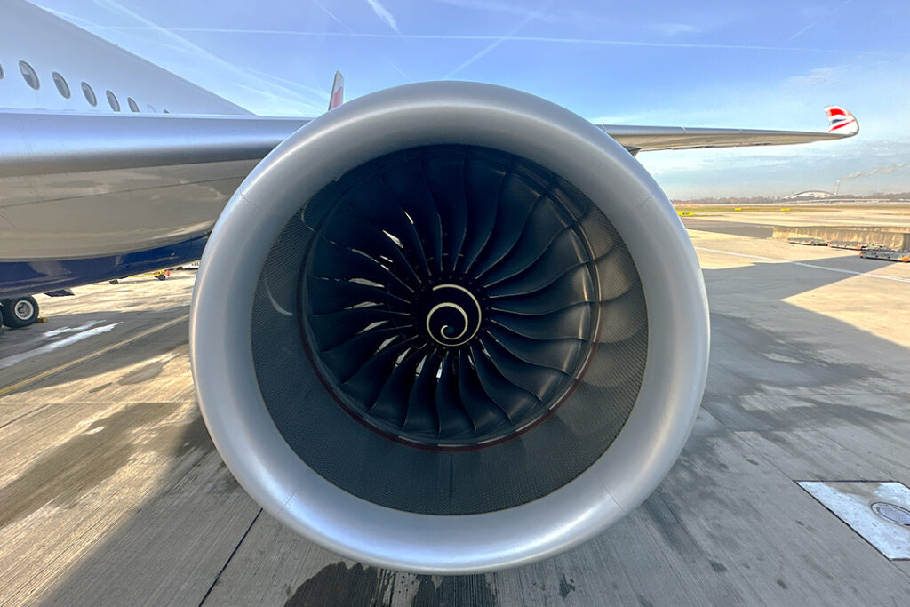 Rolls Royce Trent XWB-97 jet engine | Photo: Ceri Breeze