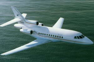 Dassault Falcon 900B | Photo: guardianjet.com