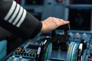 Drunk and Naked: Airline Pilot Suspended After Shocking Resort Incident | Photo: easyJet.com