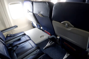 Empty seats on a Southwest airlines plane. | Photo: Red Herring / Shutterstock.com