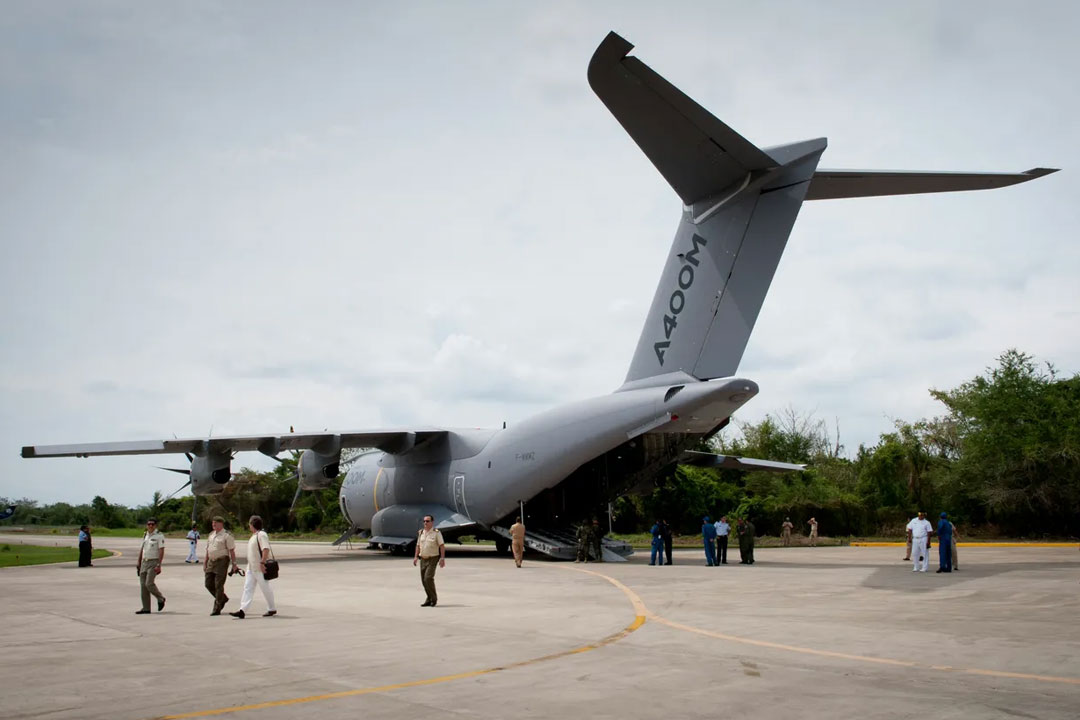 Rear view of an A400M with rear cargo ramp lowered | Photo: airbus.com