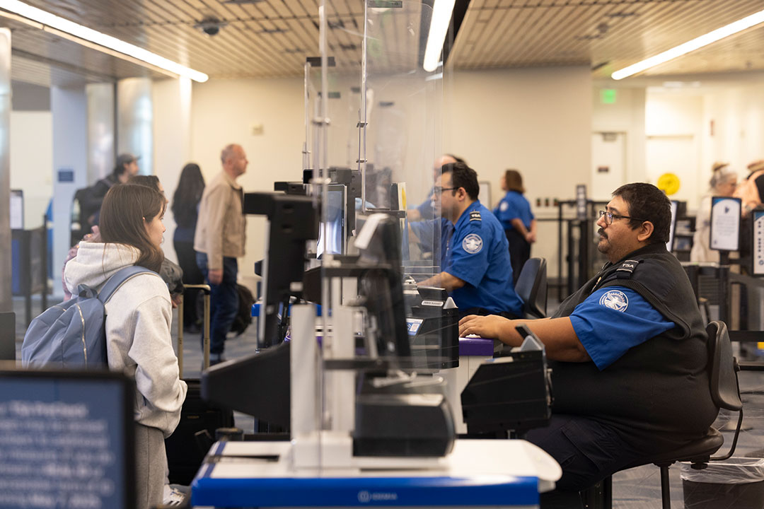Atlanta Airport Private Screening: Could Hartsfield-Jackson Replace TSA After Shutdown Delays? | Photo: Matt Gush